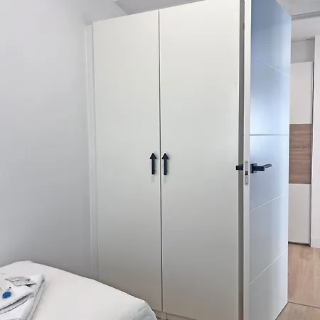 Apartament Nombre Publico: “muy Centrico, Nuevo, Teletrabajo, A 300m Del Mar” Alicante
